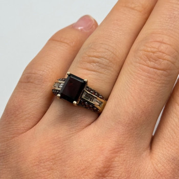 925 Sterling Silver Gold Plated Garnet & Goshenite Ring Size 6
