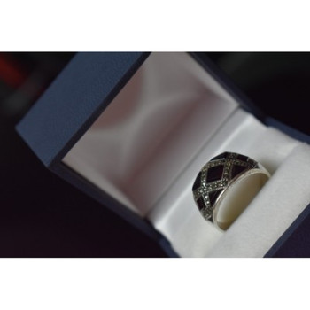 925 Sterling Silver Black Nephrite & Marcasites Ring Size 8