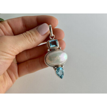 925 STERLING SILVER MOTHER OF PEARL & TOPAZ PENDANT