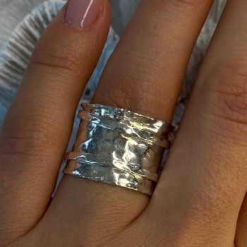 Unique Design 925 Sterling Silver Ring Size 6