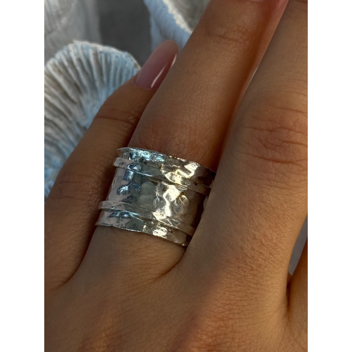 Unique Design 925 Sterling Silver Ring Size 6