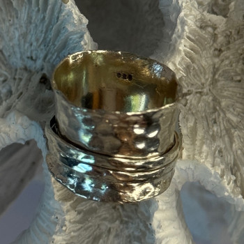 Unique Design 925 Sterling Silver Ring Size 6