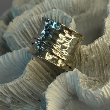 Unique Design 925 Sterling Silver Ring Size 6