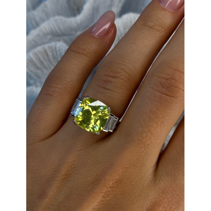 Shiny 925 Sterling Silver Cz Ring Size 7