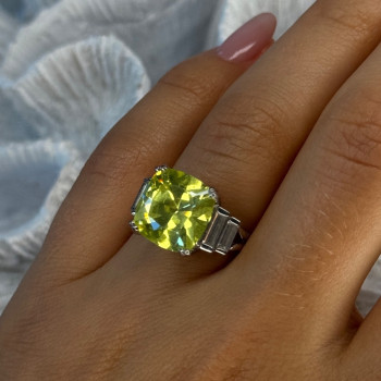Shiny 925 Sterling Silver Cz Ring Size 7