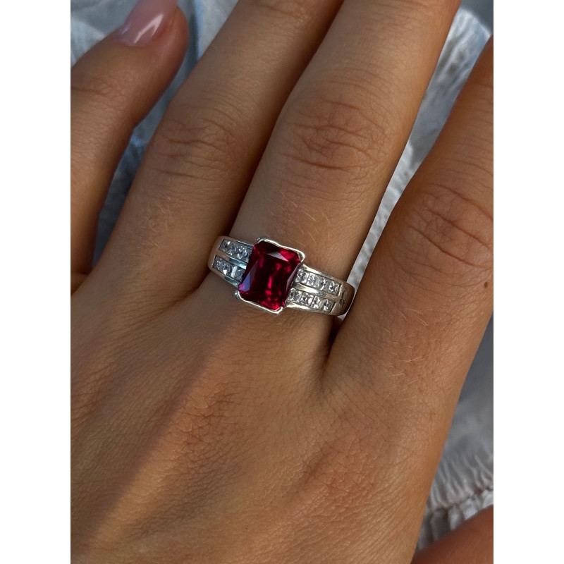 925 Sterling Silver Ruby & Beryl Ring Size 10