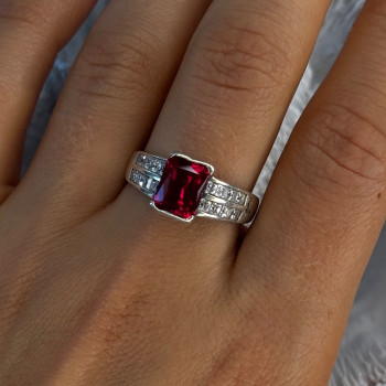 925 Sterling Silver Ruby & Beryl Ring Size 10