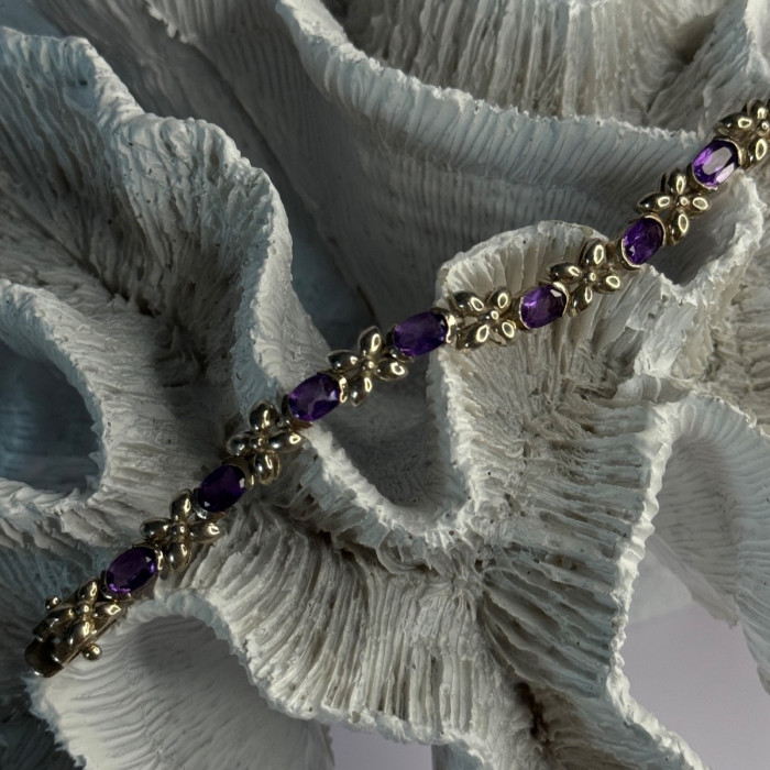 Lovely 925 Sterling Silver Amethyst Bracelet Length 7