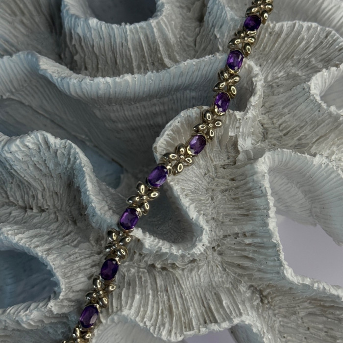 Lovely 925 Sterling Silver Amethyst Bracelet Length 7