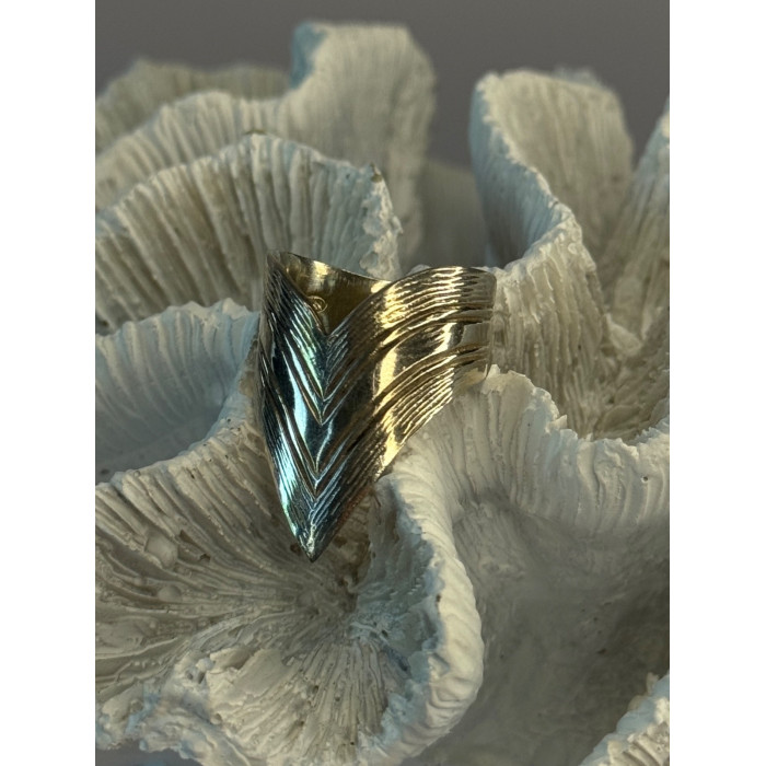 Unique Design 925 Sterling Silver Ring Size 8.5