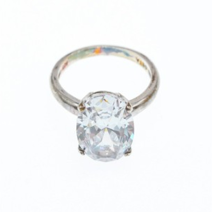 925 Sterling Silver CZ Ring Size 8 Seta