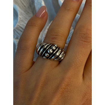 Unique Design 925 Sterling Silver Ring Size 7