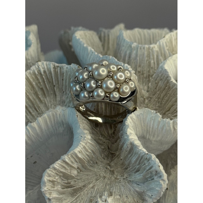 Elegant 925 Sterling Silver Pearl  Ring Size 7