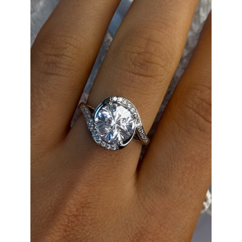Shiny 925 Sterling Silver Cz Ring Size 8