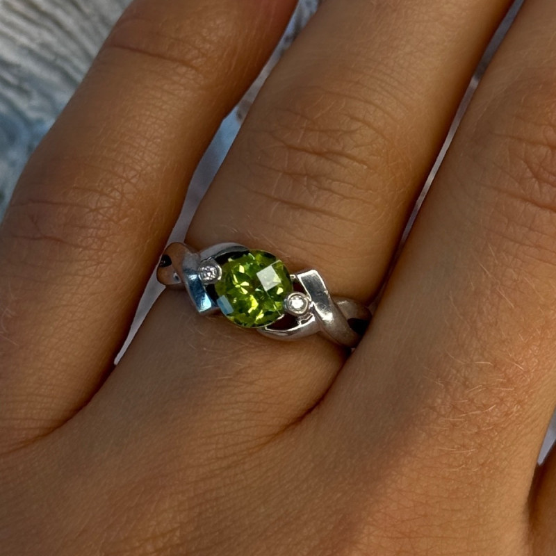 925 Sterling Silver Peridot & Beryl Ring Size 6