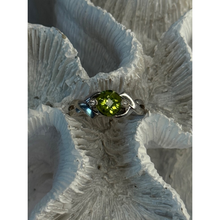 925 Sterling Silver Peridot & Beryl Ring Size 6