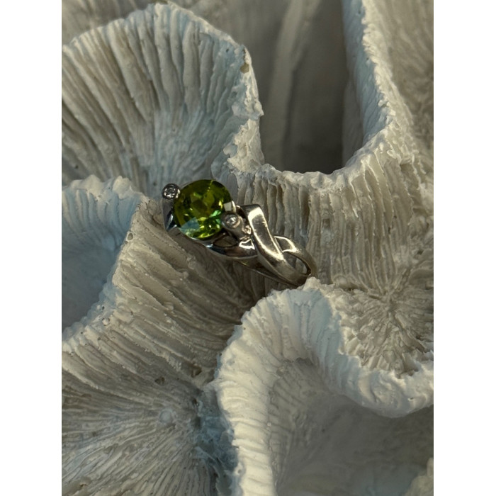 925 Sterling Silver Peridot & Beryl Ring Size 6
