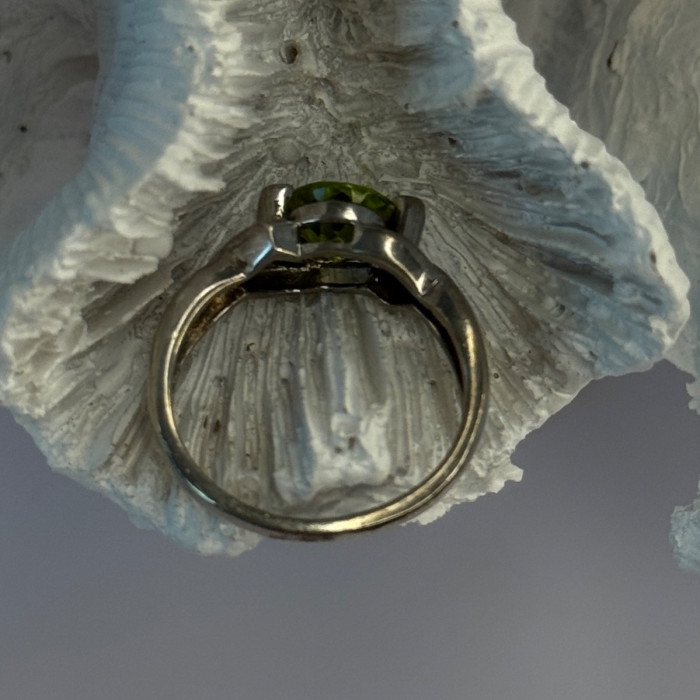 925 Sterling Silver Peridot & Beryl Ring Size 6