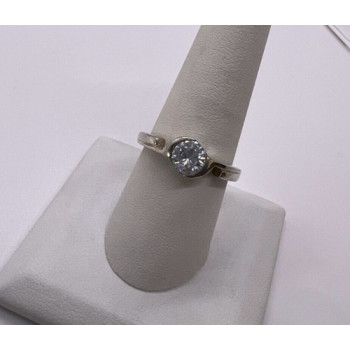 925 Sterling Silver CZ Ring Size 8.5