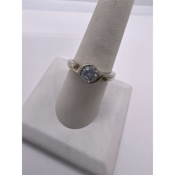 925 Sterling Silver CZ Ring Size 8.5