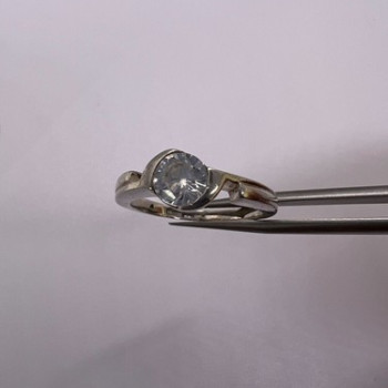 925 Sterling Silver CZ Ring Size 8.5