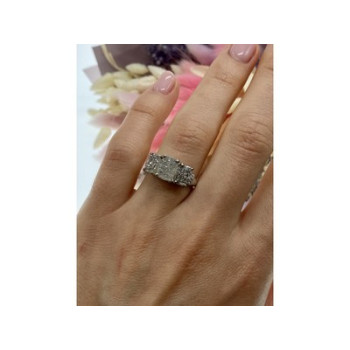 925 Sterling Silver CZ Ring Size 7