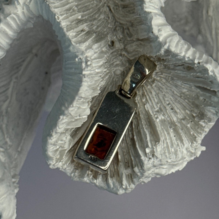 Vintage 925 Sterling Silver Amber Pendant Length 1.10 Inch