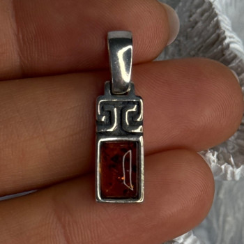 Vintage 925 Sterling Silver Amber Pendant Length 1.10 Inch
