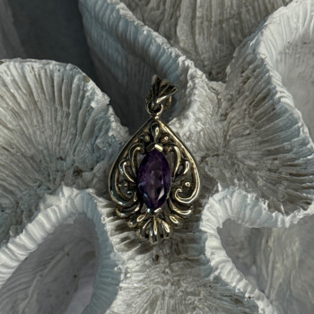 Classy 925 Sterling Silver Amethyst Pendant Length 1.20 Inch