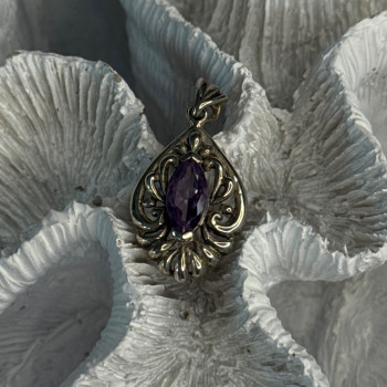 Classy 925 Sterling Silver Amethyst Pendant Length 1.20 Inch