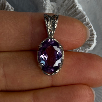 Elegant 925 Sterling Silver Amethyst Pendant Length 1 Inch