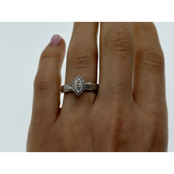 925 Sterling Silver White Sapphires Ring Size 7