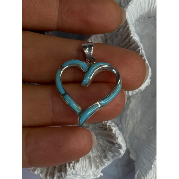 925 Sterling Silver Turquoise Heart Pendant Length 1.20 Inch