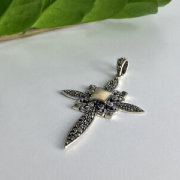 925 Sterling Silver Agate & Marcasite Cross Pendant