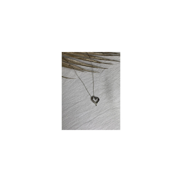 10K WHITE GOLD BLACK & WHITE DIAMONDS HEART CHAIN WITH PENDANT