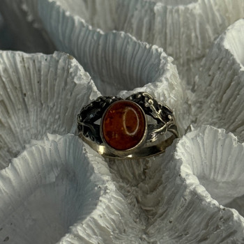 Vintage 925 Sterling Silver Amber Ring Size 8
