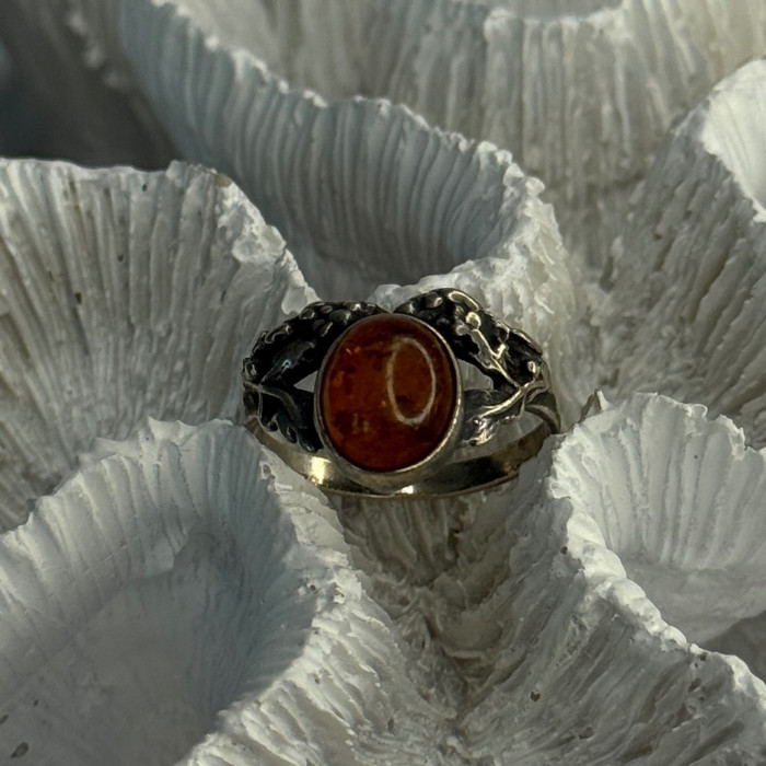 Vintage 925 Sterling Silver Amber Ring Size 8
