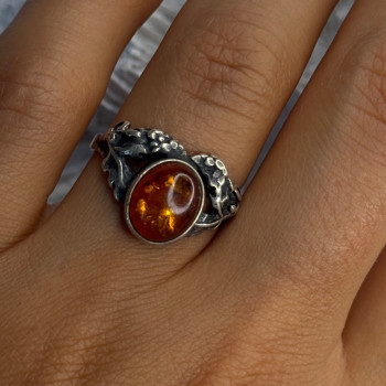 Vintage 925 Sterling Silver Amber Ring Size 8
