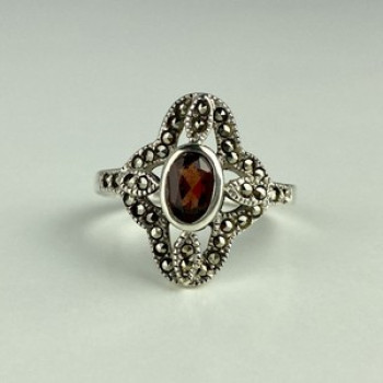 925 Sterling Silver Almandine & Marcasites Ring Size 7