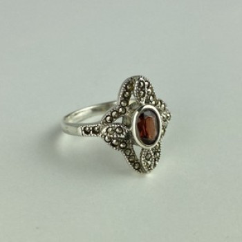 925 Sterling Silver Almandine & Marcasites Ring Size 7