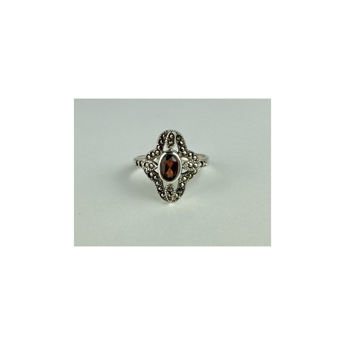 925 Sterling Silver Almandine & Marcasites Ring Size 7