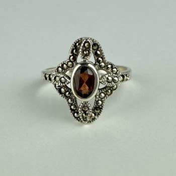 925 Sterling Silver Almandine & Marcasites Ring Size 7