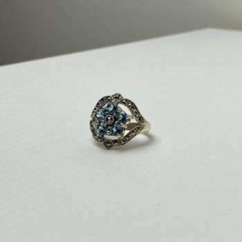 925 Sterling Silver Blue Topaz & Marcasites Ring Size 8