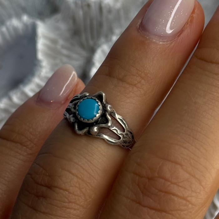 925 Sterling Silver Turquoise Ring Size 5.5
