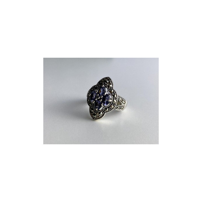 Vintage 925 Sterling Silver Amethyst & Marcasites Ring Size 6