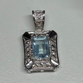 925 Sterling Silver Topaz Pendant