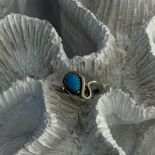 925 Sterling Silver Turquoise Ring Size 4