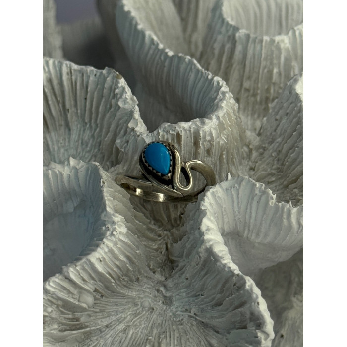 925 Sterling Silver Turquoise Ring Size 4