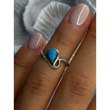 925 Sterling Silver Turquoise Ring Size 4