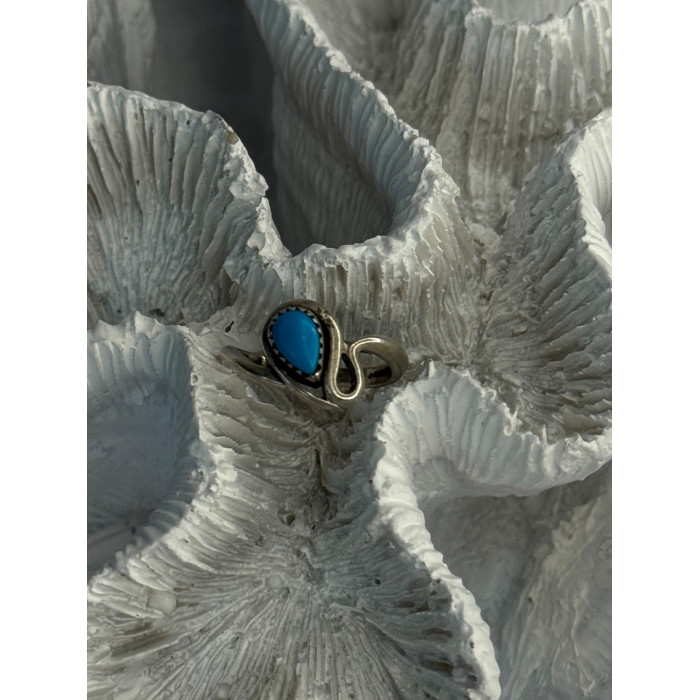 925 Sterling Silver Turquoise Ring Size 4